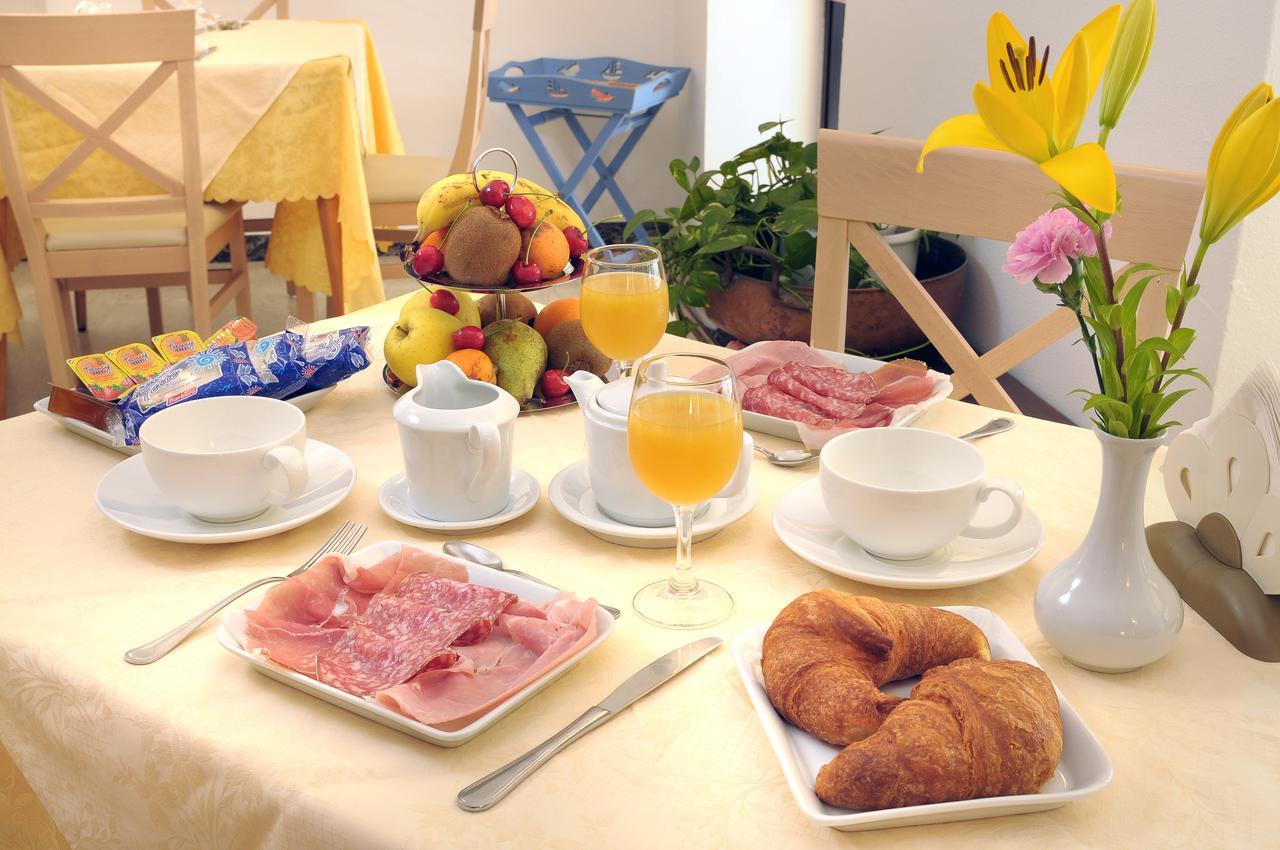 Hotel Gambone Finale Ligure Ngoại thất bức ảnh